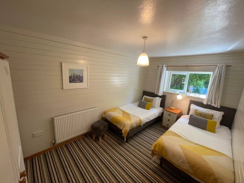 Ivyleaf Combe Luxury Lodges