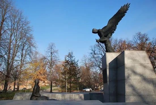 Pomnik Ofiar Zbrodni Katynskiej