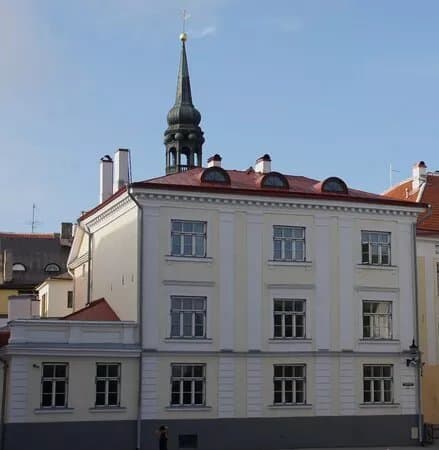 Lossi Plats, Maja 2