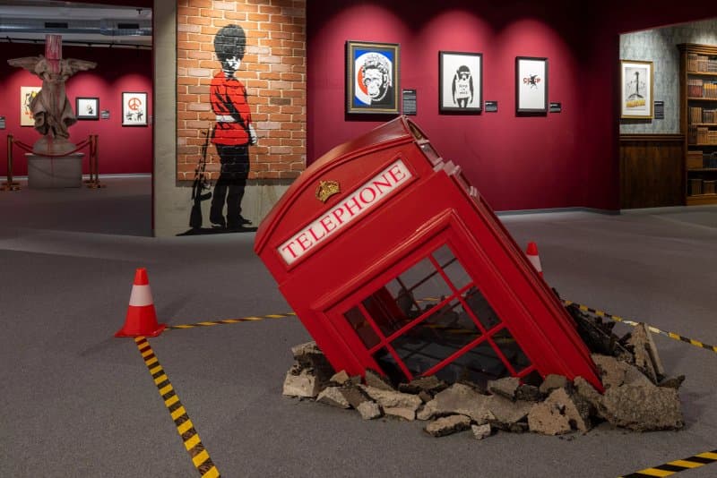 The Mystery of Banksy - A Genius Mind