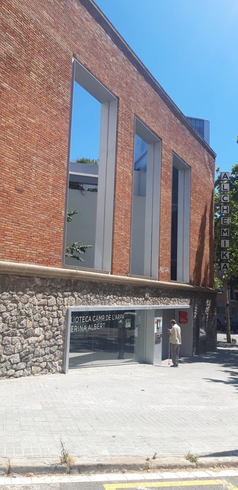 Biblioteca Camp De L'arpa - Caterina Albert