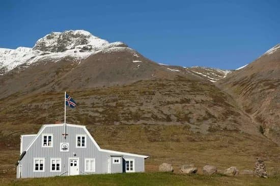 The Arctic Fox Centre