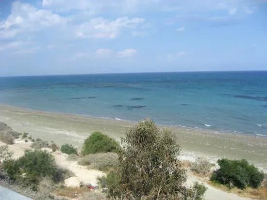 Faros Beach