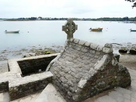 Fontaine de devotion a St Cado