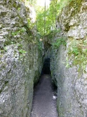 Grota Lokietka (King's Lokietek Cave)