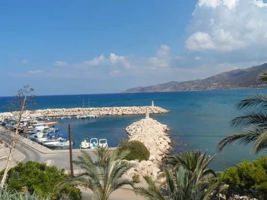Pomos Harbour