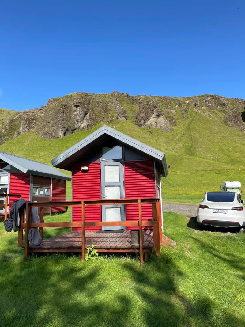 Tjaldstæðið Kirkjubaer II Camping Site and Cottages