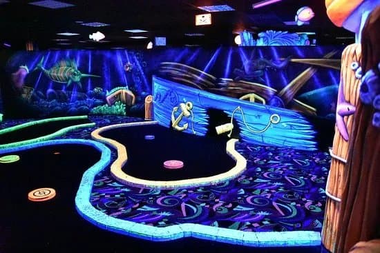 Glowgolf Scheveningen