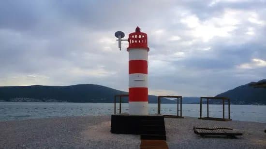 Ponta Seljanova plaza