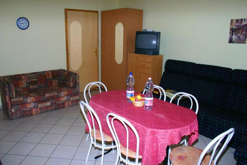 Nori Apartman