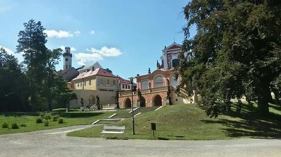 Zamek Klasterec Nad Ohri