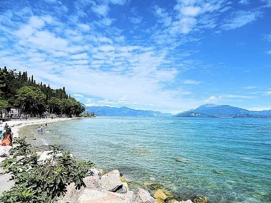 Spiaggia-Passeggiata delle Muse
