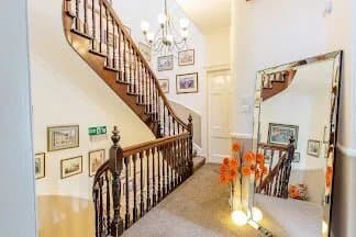 Allan Guesthouse