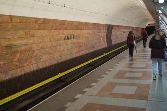 Andel Metro Station
