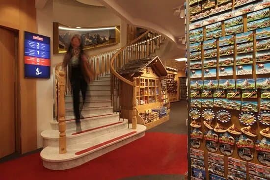 Casagrande Souvenirs and Watches