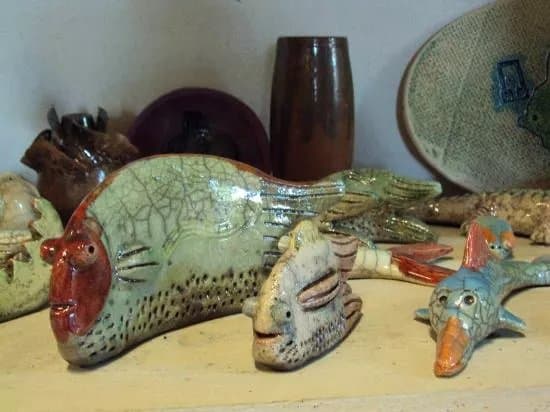Limpertas Manolis Pottery