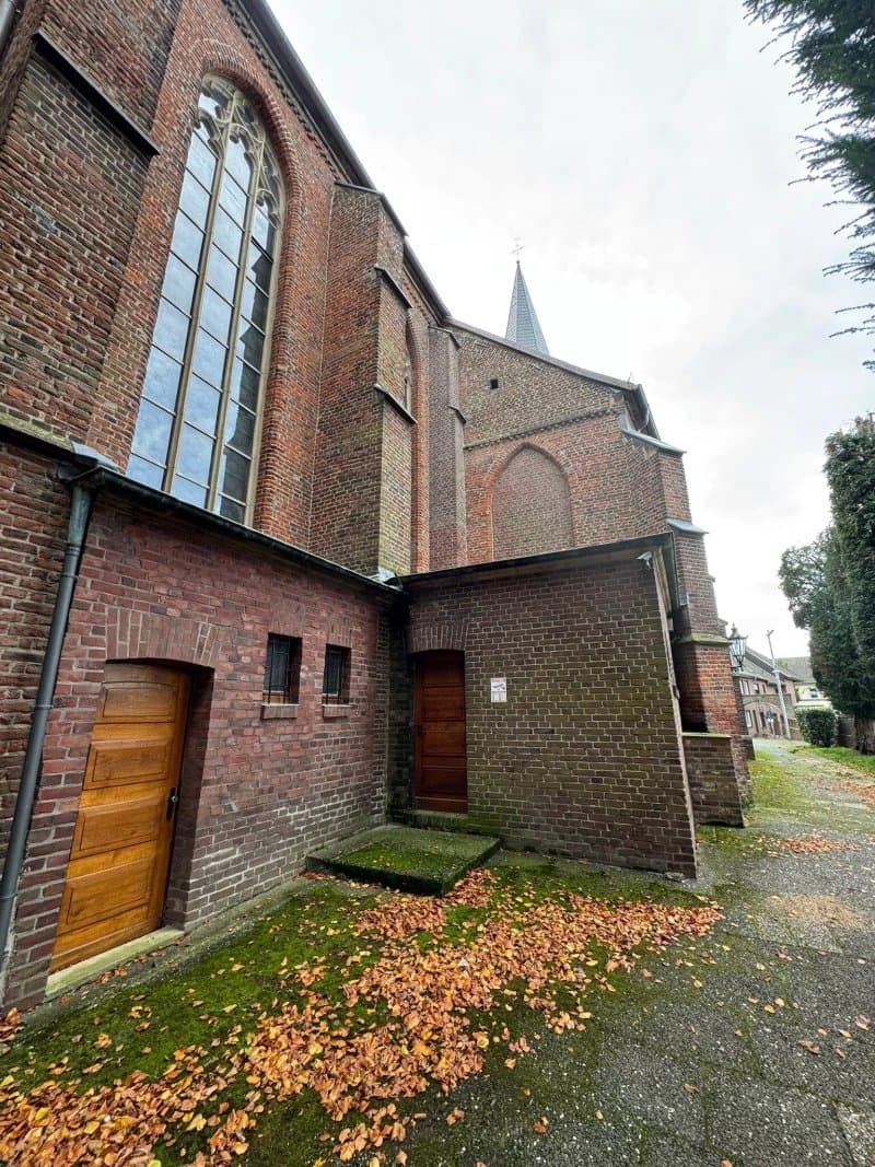 Pfarrkirche St. Mariae Himmelfahrt Bracht