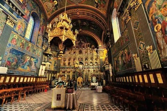 Moon Church (Biserica cu Luna)