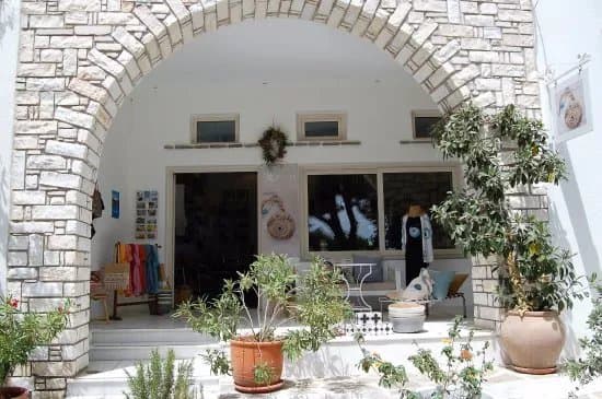 ONEIPA Concept Store