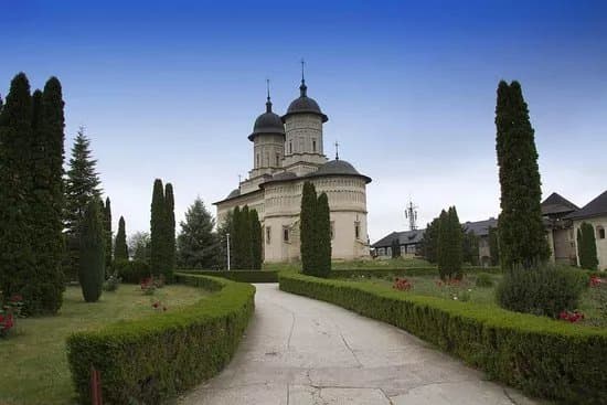 Cetatuia Monastery (Manastirea Cetakuia)