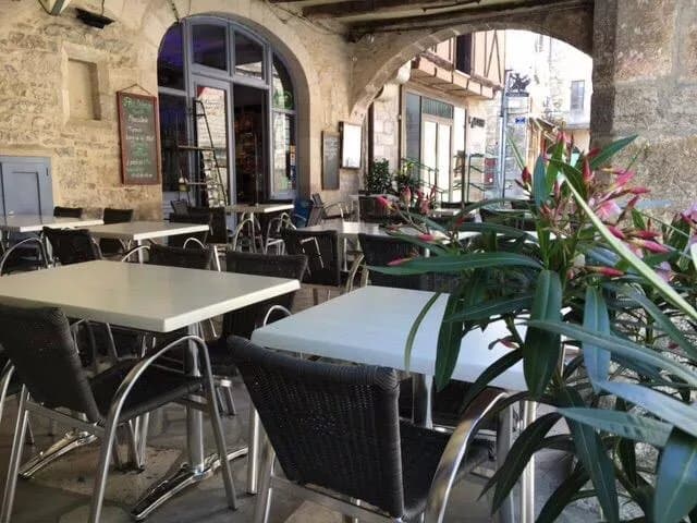 Les Arcades