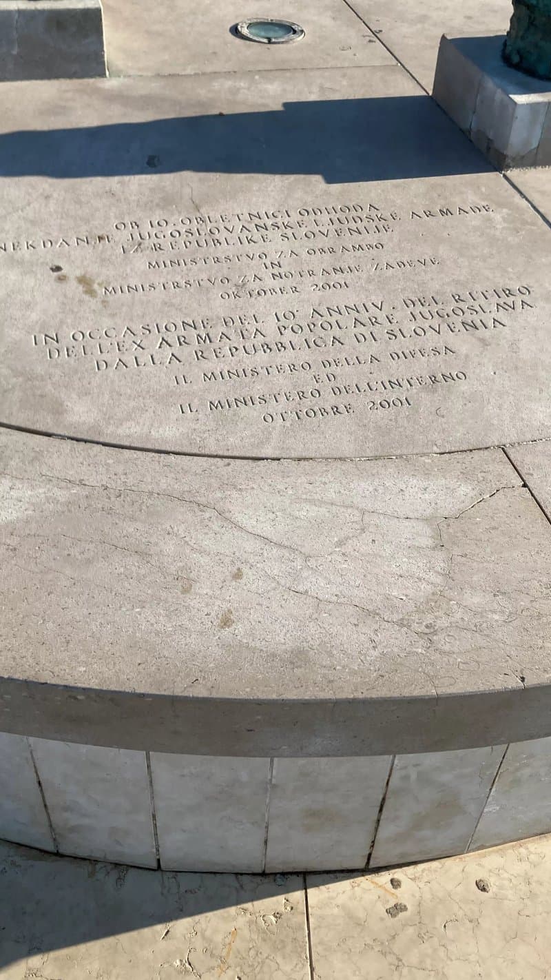 Monumento Del Lungomare Di Capodistria