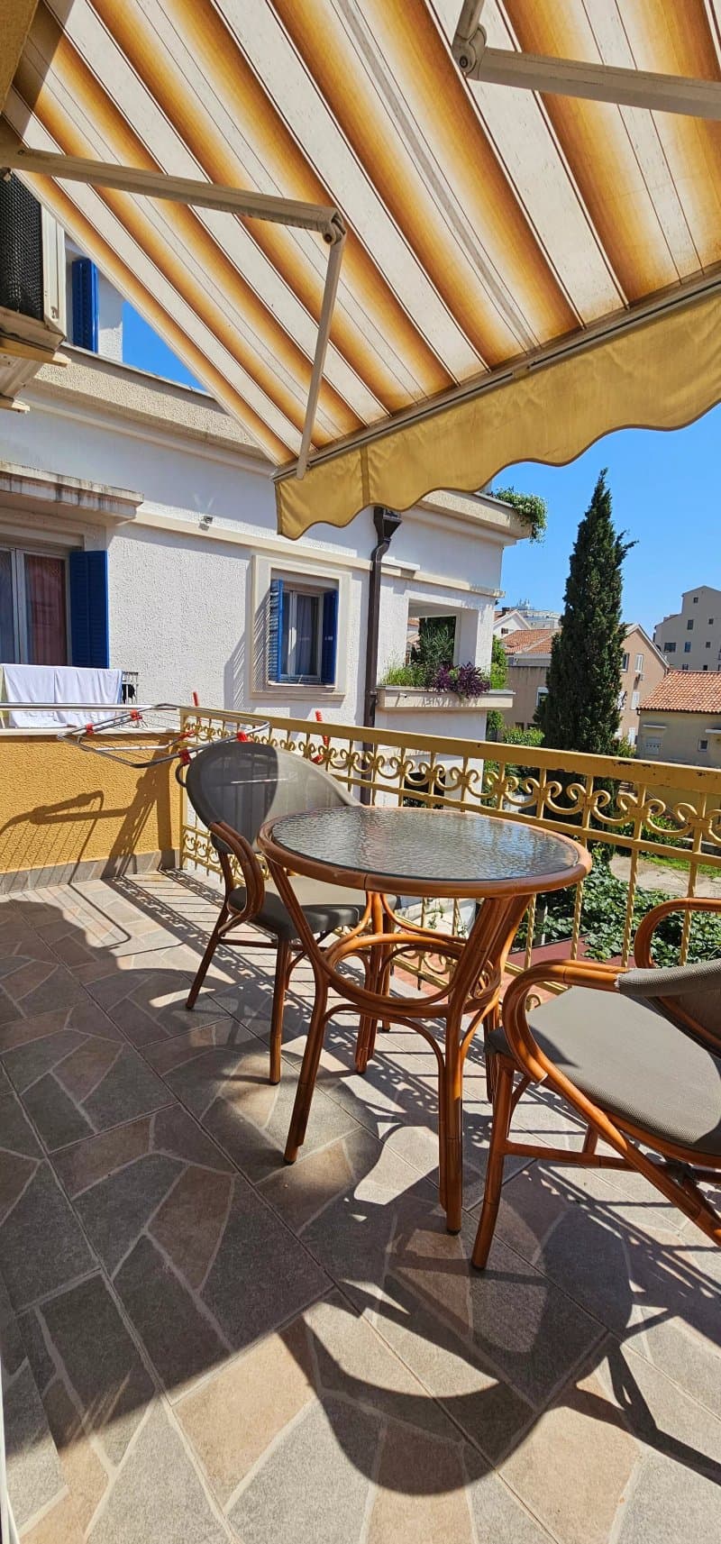 Villa Velzon Hotel