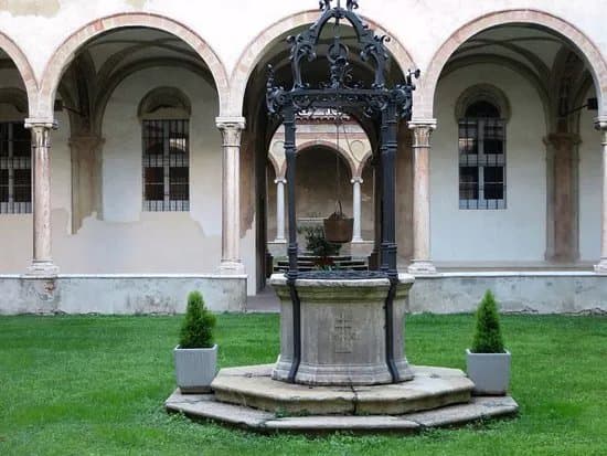Chiostri di S.Giovanni Evangelista