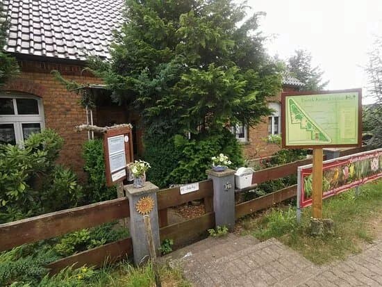 Exotik-Kunst-Garten mit Galerie Nagel