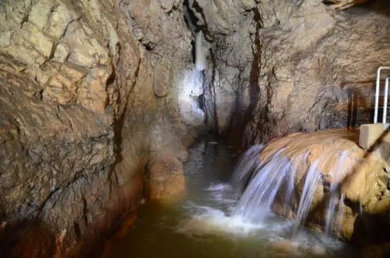 Hell Cave