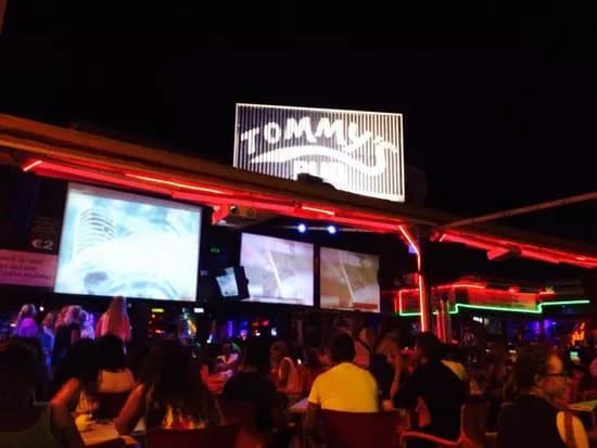 Tommy's Pub