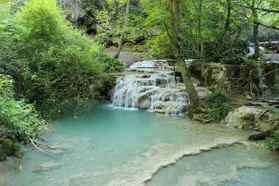Krushunskiye Waterfalls