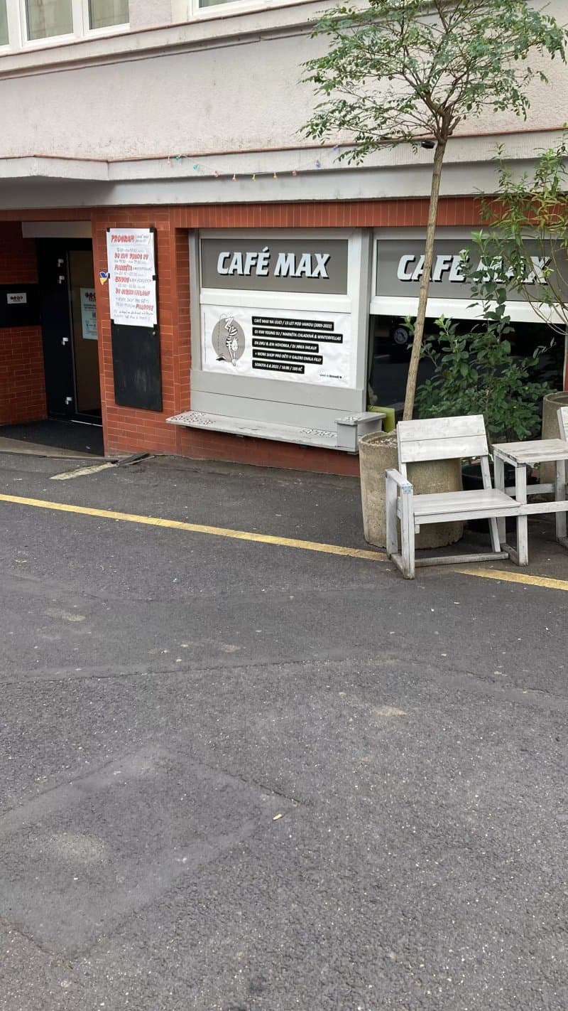 Cafe Max