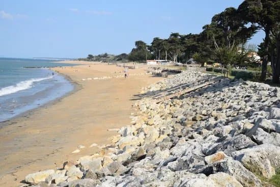 Saumonards Beach