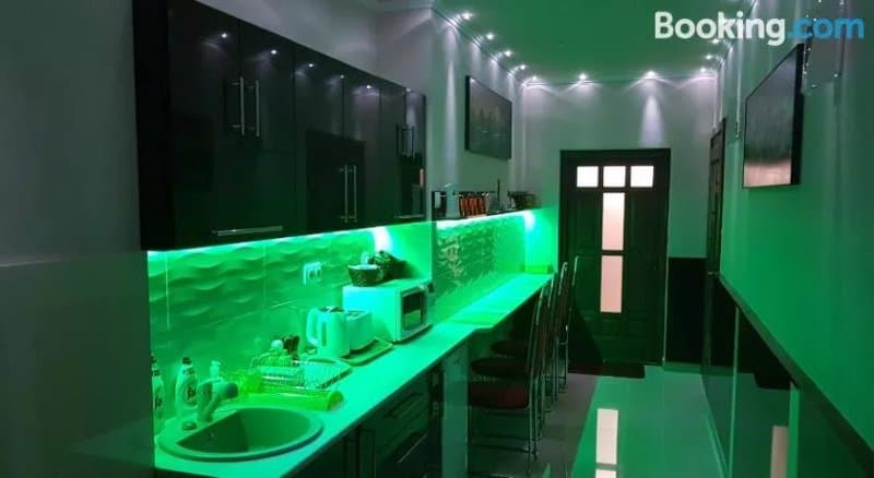 Club Motel