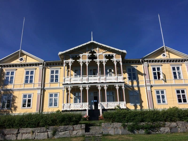 Filipsborg, The Arctic Mansion