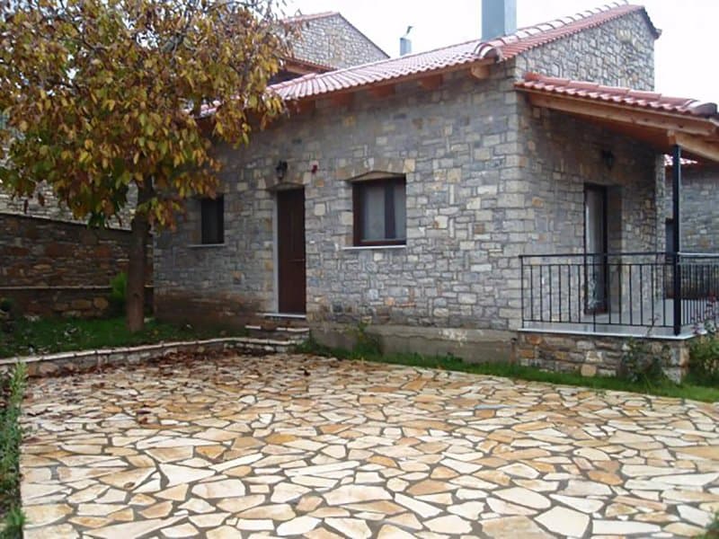 Oreini Nafpaktia Houses