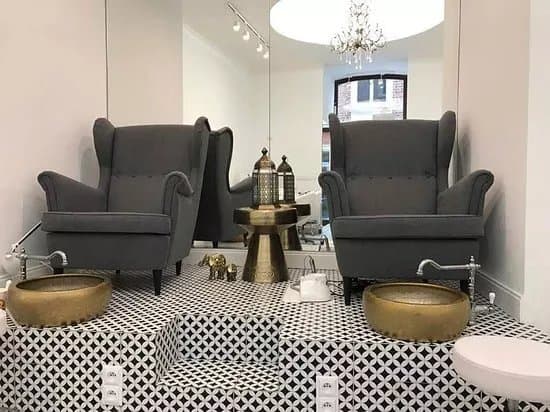 Top Nails Spa