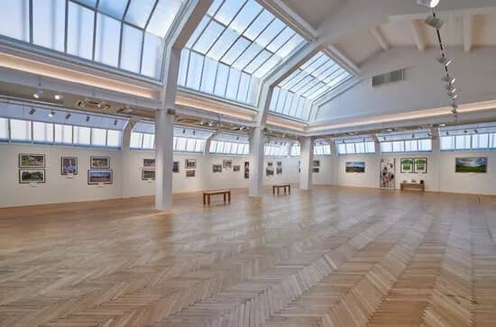 Umelka: Centrum Moderneho Umenia A Kommunity