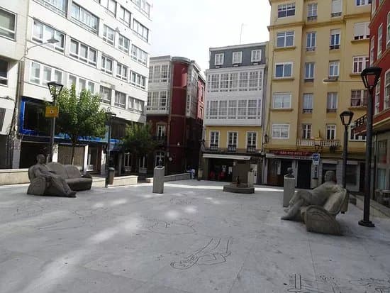 Plaza Del Humor