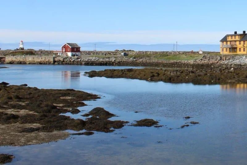 Laukvik Lighthouse