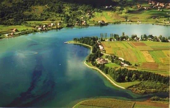 Sabljaci Lake
