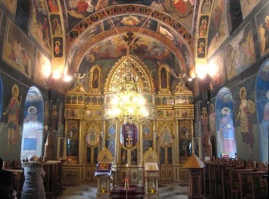 Biserica Sfantul Nicolae 'Dintr-o zi'