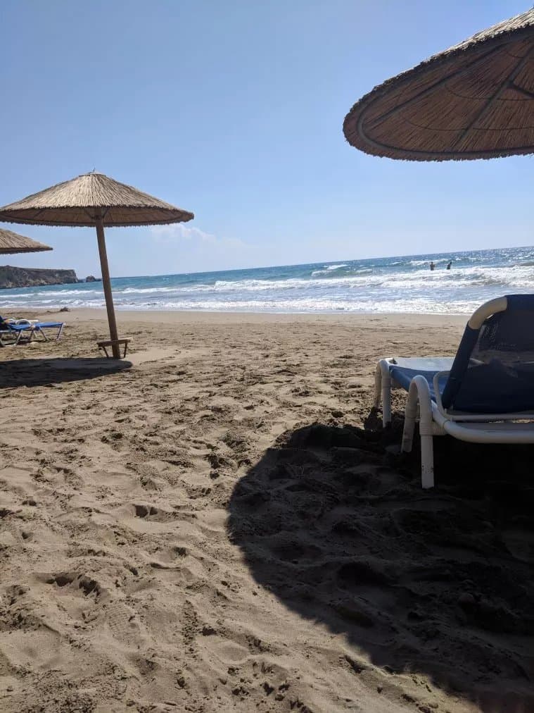 Artemis Hotel