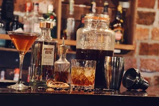 Cocktail Bar by Incognito