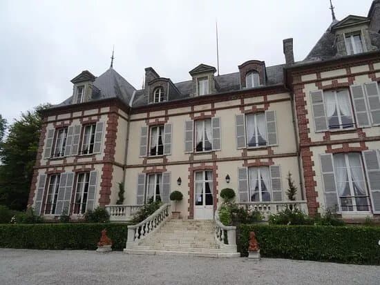 Chateau De Livet