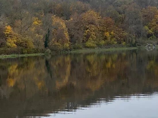 Herneacova Lake
