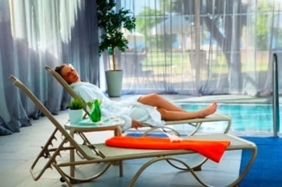 Planet Spa Louis Imperial Beach