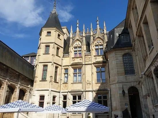 Hotel de Bourgtheroulde