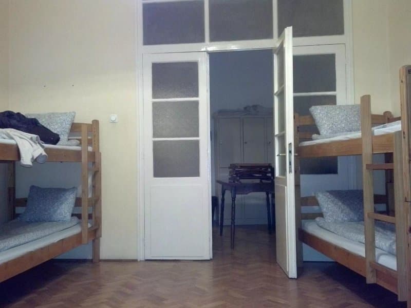 11th Hour Cinema Hostel